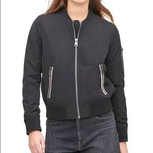 Levi’s black bomber jacket zip detail